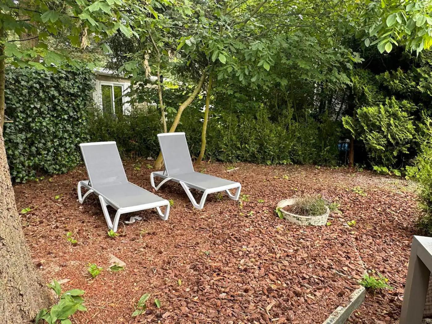 Ruim En Luxe Chalet Privetuin - Park 'De Ijsvogel' Apartamento Voorthuizen Exterior foto